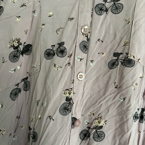 Torrid 4 Pink Bicycle Print ss Challis Dolma Shirt - Picture 2 of 5
